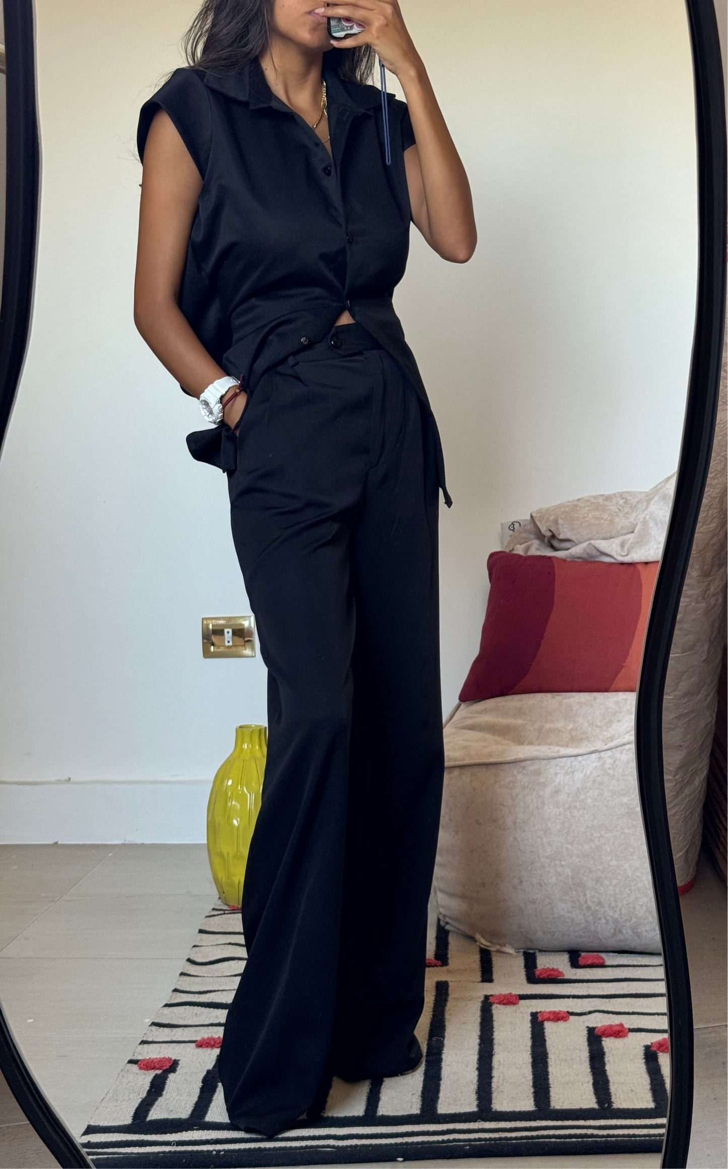 Black V formal pants