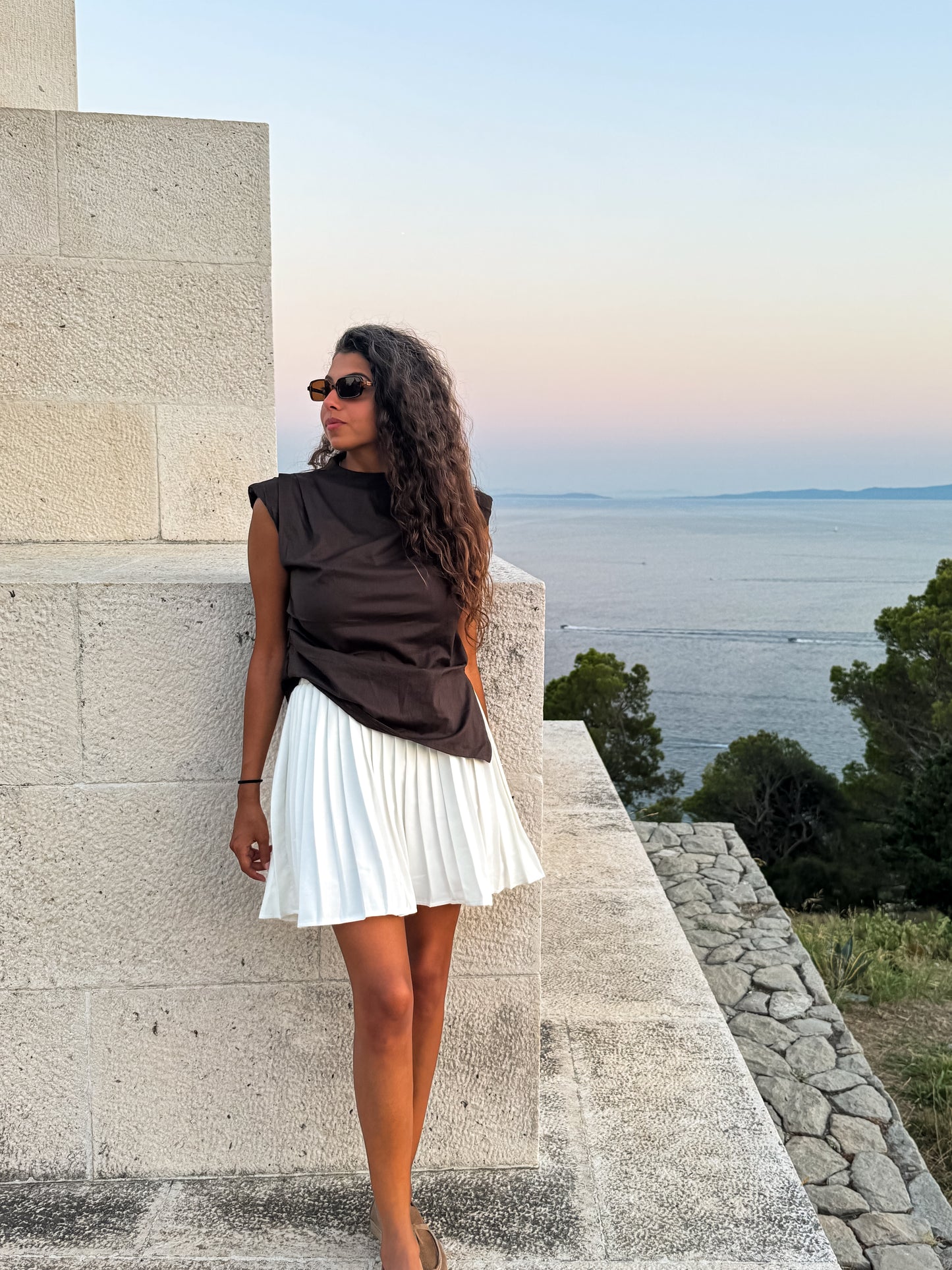 White Pleated skirt