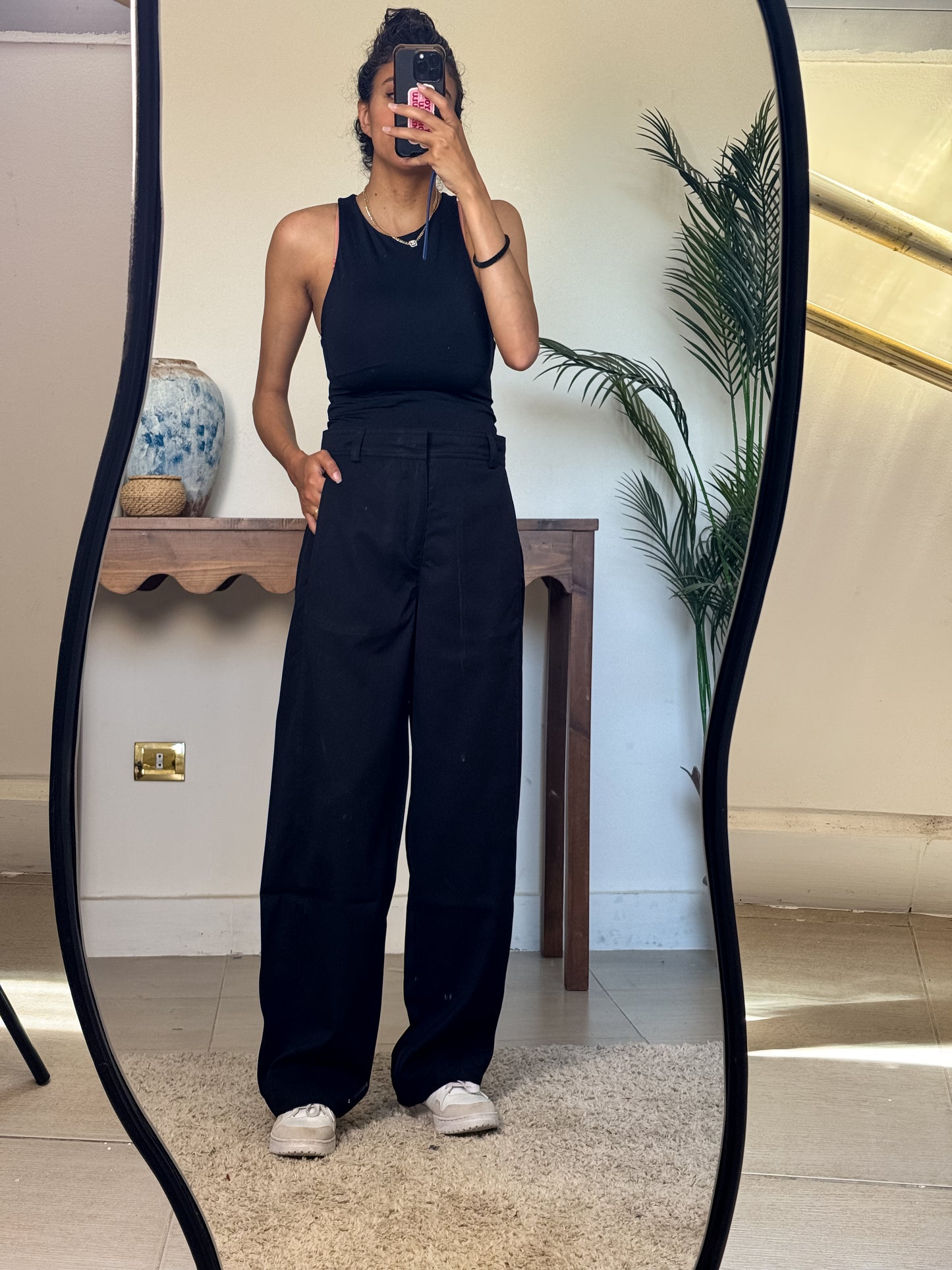 Unisex balloon pants in black